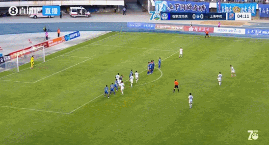 阿苏埃头槌回归首球 申花半场1-0领先石家庄 阿苏埃头槌回归首球 申花半场1-0领先石家庄