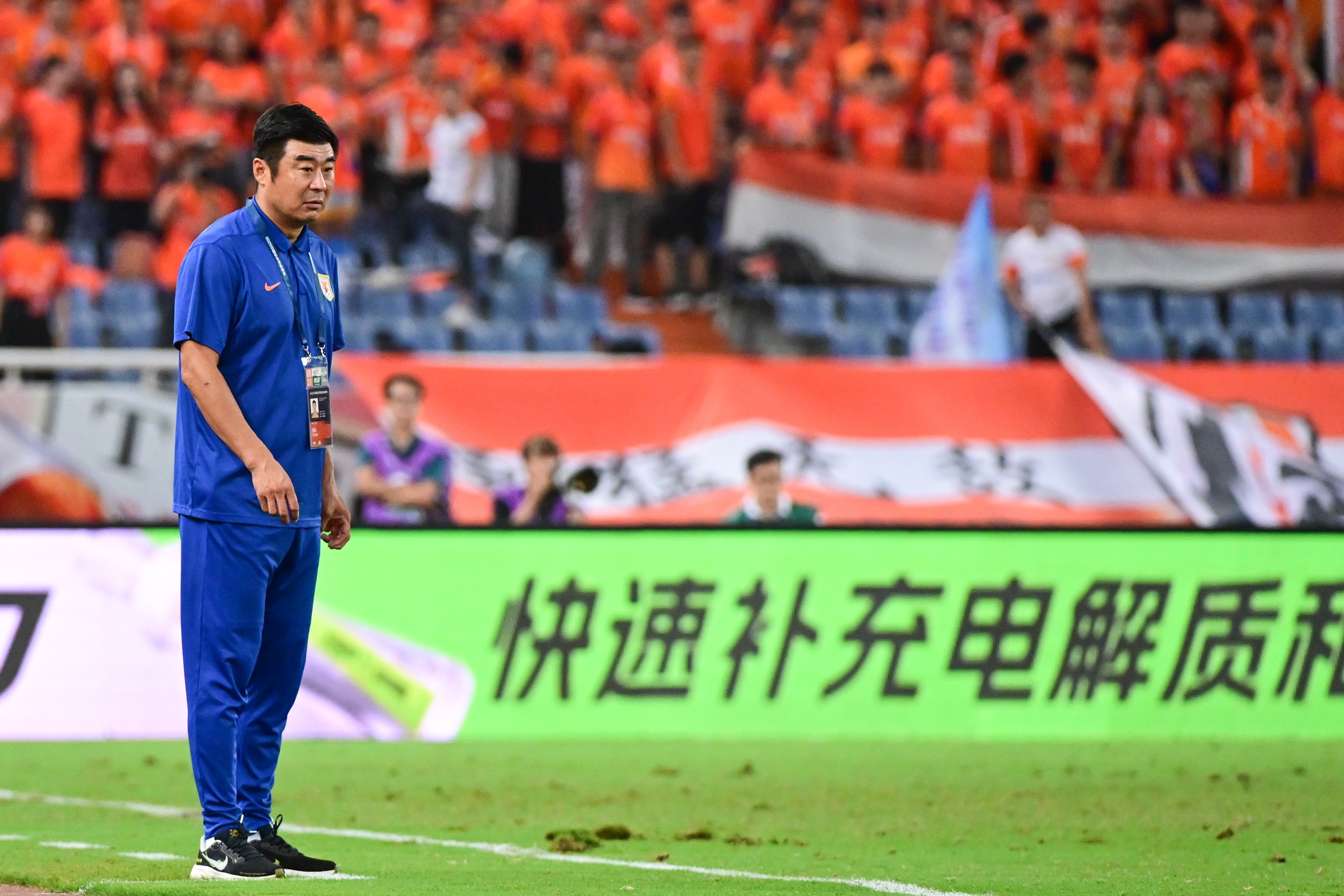 山东泰山5-1客胜，买乌郎等五新星登场 陈永：韩鹏留下财富