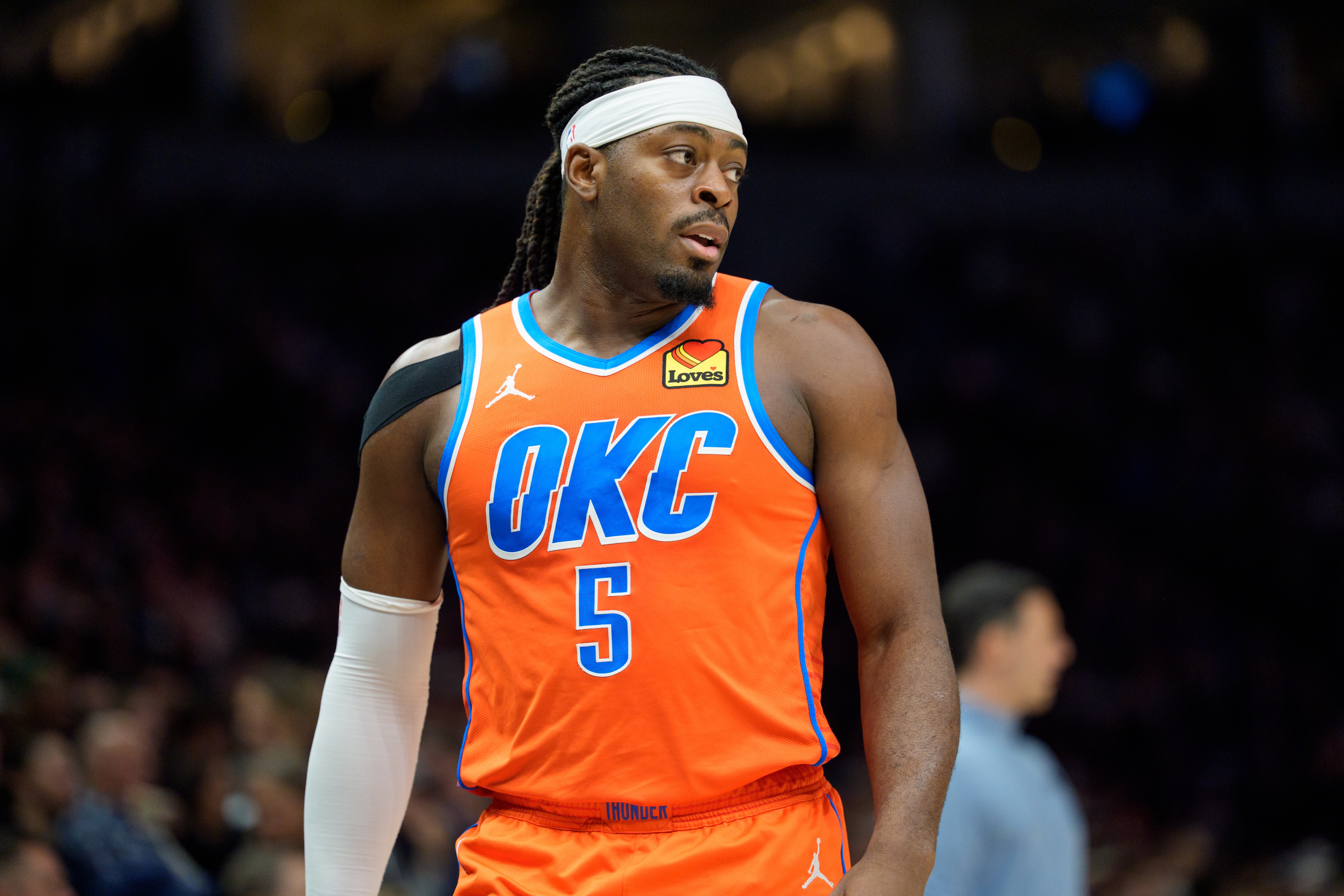 雷霆甩卖多特获3次轮签 普雷斯蒂:省薪资避税为未来投入 雷霆甩卖多特获3次轮签 普雷斯蒂:省薪资避税为未来投入