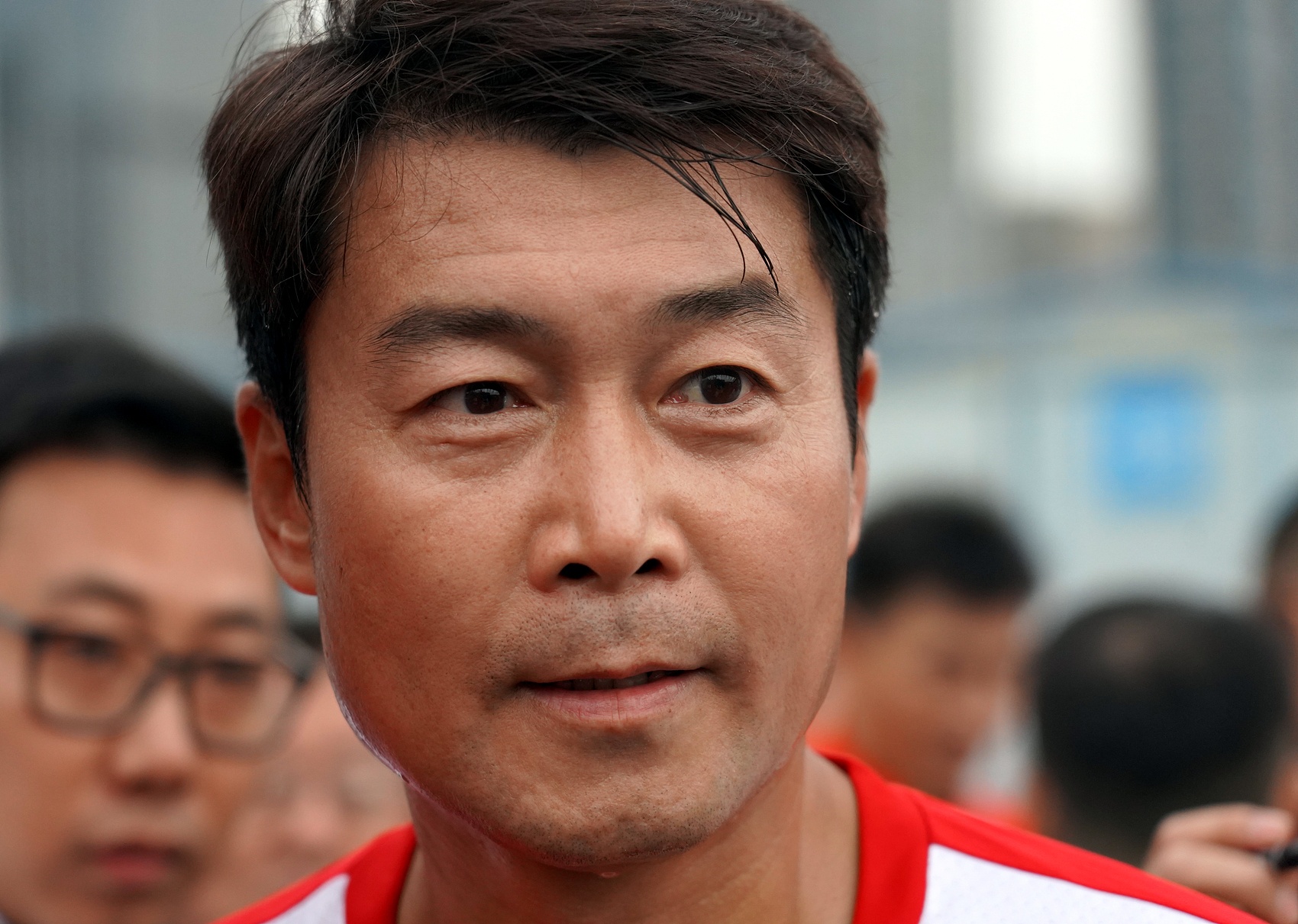 申思青训冲突背后:终身禁足令为何只能挡住明面,挡不住幕后操盘