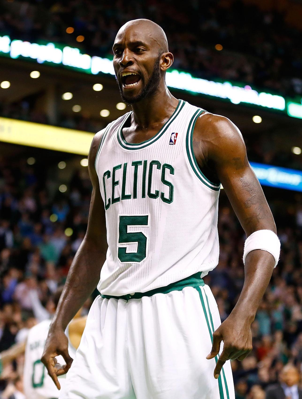 21世纪NBA最高薪球员变迁:加内特、科比、库里三代霸榜 21世纪NBA最高薪球员变迁:加内特、科比、库里三代霸榜