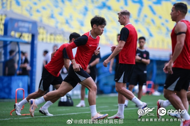 阿洛伊西：明天主力轮换5人，国安边路传中是防守重点