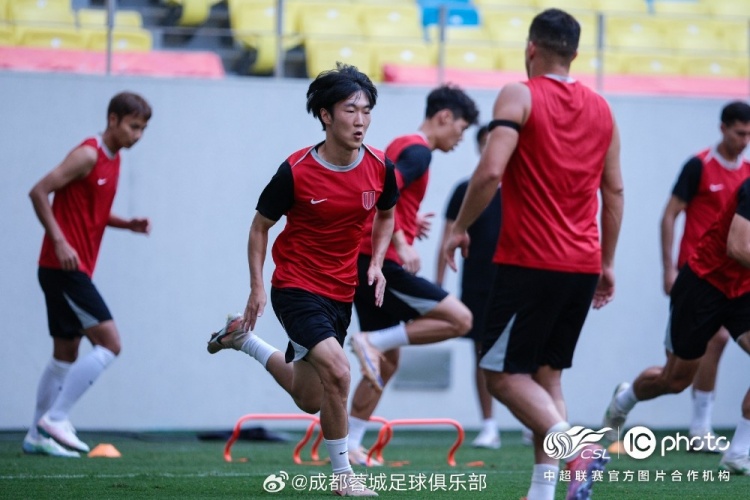 阿洛伊西：明天主力轮换5人，国安边路传中是防守重点