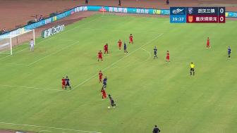 绍尔头槌制胜 武汉三镇1-0重庆铜梁龙摆脱垫底