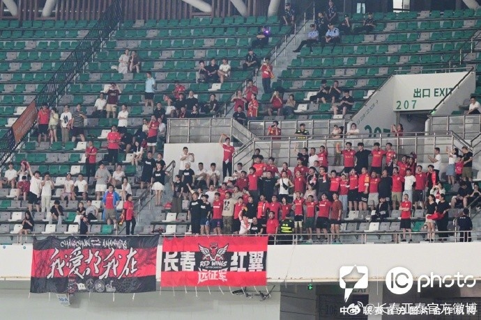两名外援拉伤离场 长春亚泰客场1比2不敌苏州东吴 两名外援拉伤离场 长春亚泰客场1比2不敌苏州东吴