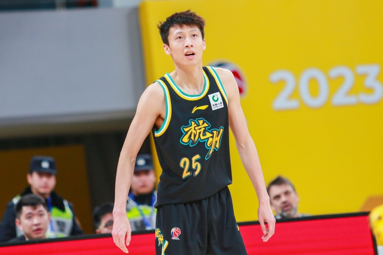赵岩昊两年C类合同加盟宁波 结束12年广厦生涯 赵岩昊两年C类合同加盟宁波 结束12年广厦生涯