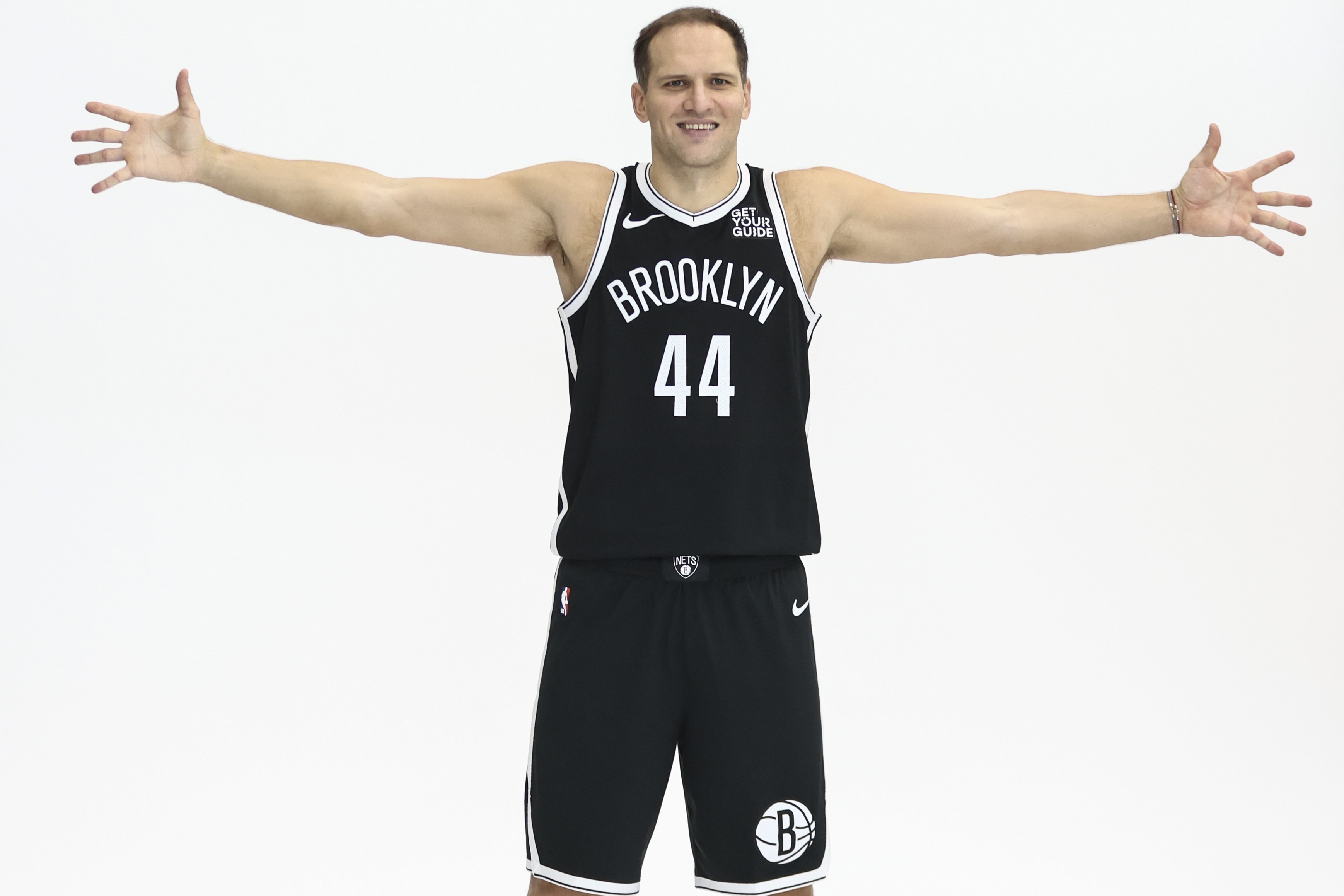 退役赛季场均得分榜:佩蒂特22.5分居首 乔丹第7 威少第18 退役赛季场均得分榜:佩蒂特22.5分居首 乔丹第7 威少第18