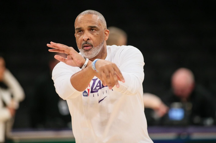 名记：知名助教菲尔·汉迪将加盟76人 曾与纳斯及詹姆斯均合作过